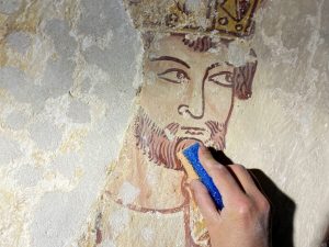 CONFÉRENCE « La restauration des peintures murales de la nef de l’église Saint Hilaire d’Asnières-sur-Vègre »