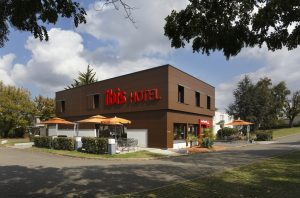 HOTEL RESTAURANT IBIS LE MANS EST PONTLIEUE